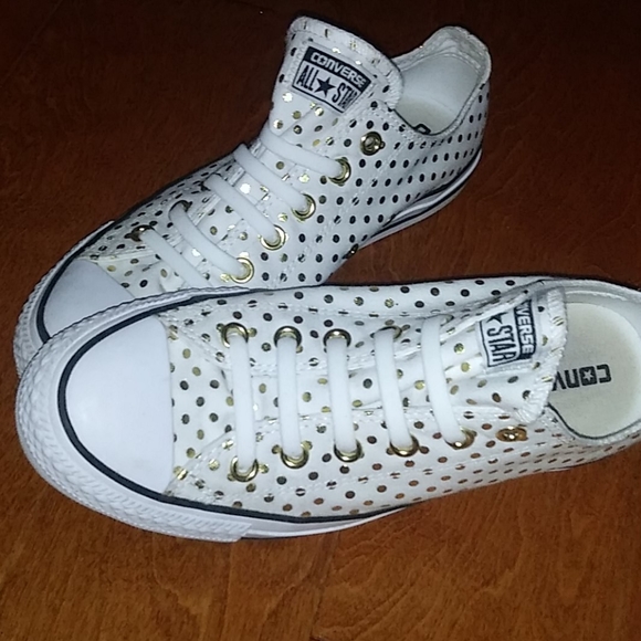converse gold polka dot